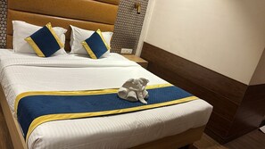 Basic Single Room | Iron/ironing board, free WiFi