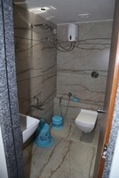 Habitación Deluxe, vistas a la ciudad | Baño