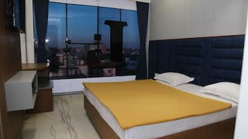 Chambre Deluxe, vue ville | Wi-Fi gratuit