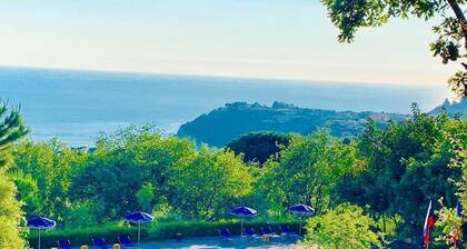 Apartment surrounded by Nature with a view of the Coast of the Gods