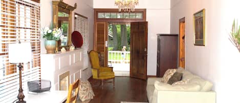 House | 3 bedrooms, Internet