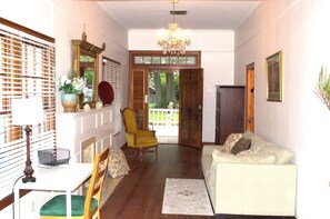 House | 3 bedrooms, Internet - Walk to Downtown Scene (Lafayette)