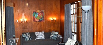 Walk to Downtown Scene