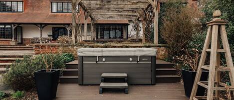 Rumah | 6 kamar tidur