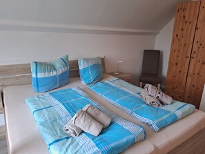 2 bedrooms, WiFi - Vacation apartment in the house Borkum-Dornumersiel (Dornumersiel)