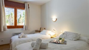 Standard Apartment, 2 Bedrooms, 2 Bathrooms, Mountainside (Andorra Stunning Views Apartment) | 2 bedrooms - Andorra Stunning Views Apartment (El Tarter)