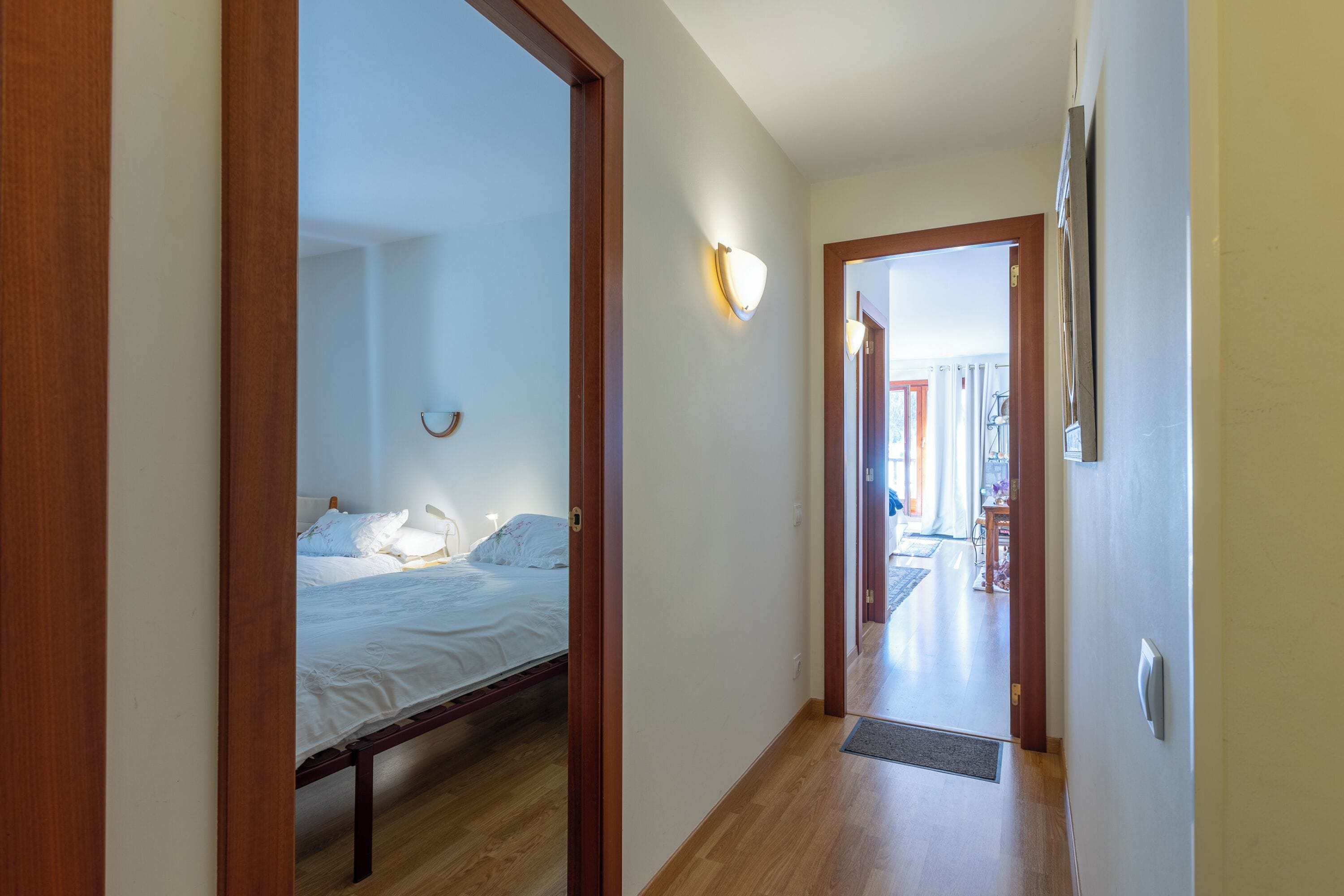 2 phòng ngủ, bàn ủi/dụng cụ ủi quần áo 