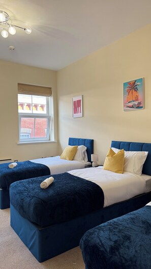 2 bedrooms, iron/ironing board, travel cot, WiFi