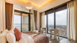 2 bedrooms - 2BR Business Bay Top Amenities Attractions (Dubai)