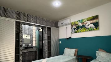 1 chambre, décoration personnalisée, ameublement personnalisé, bureau