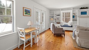 House, 3 Bedrooms | Living area | Smart TV