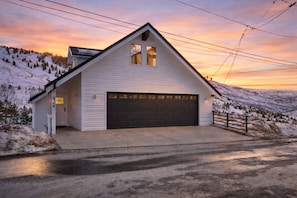 Maison, 5 chambres | Extérieur
