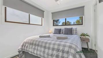 4 chambres, fer et planche Ă repasser, lit parapluie, Wi-Fi