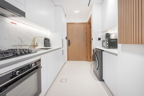 Fridge, microwave, stovetop, toaster