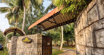 VinSri Villa 3-bedroom villa in brilliant Kadahapola with WiFi, fitness room, AC