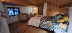 2 bedrooms, free WiFi, bed sheets - Small vacation home for 4 people. Pets allowed. (Banne)