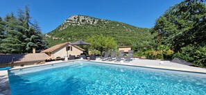 Outdoor pool - Small vacation home for 4 people. Pets allowed. (Banne)