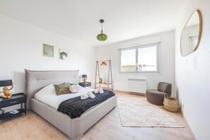 3 chambres, bureau, fer et planche Ă repasser, Wi-Fi