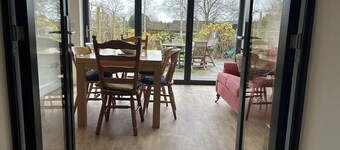 Rusticretreat-4guests-fireplace-parking-garden