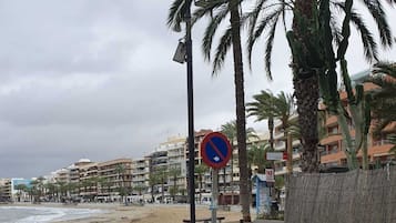 Rumah, 2 kamar tidur, patio, pemandangan kota | Halaman properti