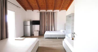 Sunny Villa
