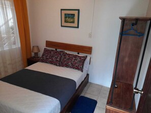 3 bedrooms, iron/ironing board, WiFi