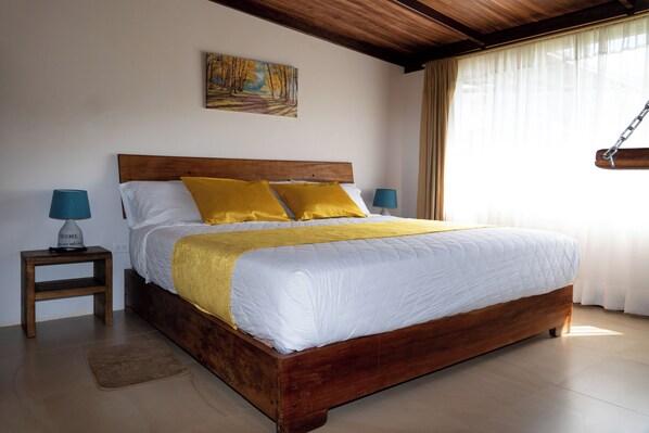 3 bedrooms, iron/ironing board, WiFi