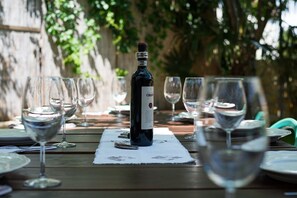 Outdoor dining - Premantura Holiday House (Premantura)