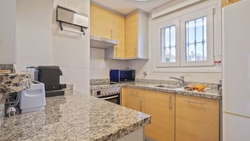 Fridge, microwave, oven, dishwasher