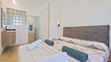 3 Schlafzimmer, Bügeleisen/Bügelbrett, Reisekinderbett, WLAN
