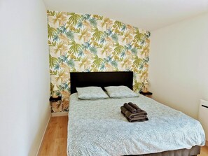 2 soverom, internettilgang og sengetøy