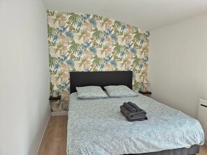 2 chambres, accès Internet, draps fournis