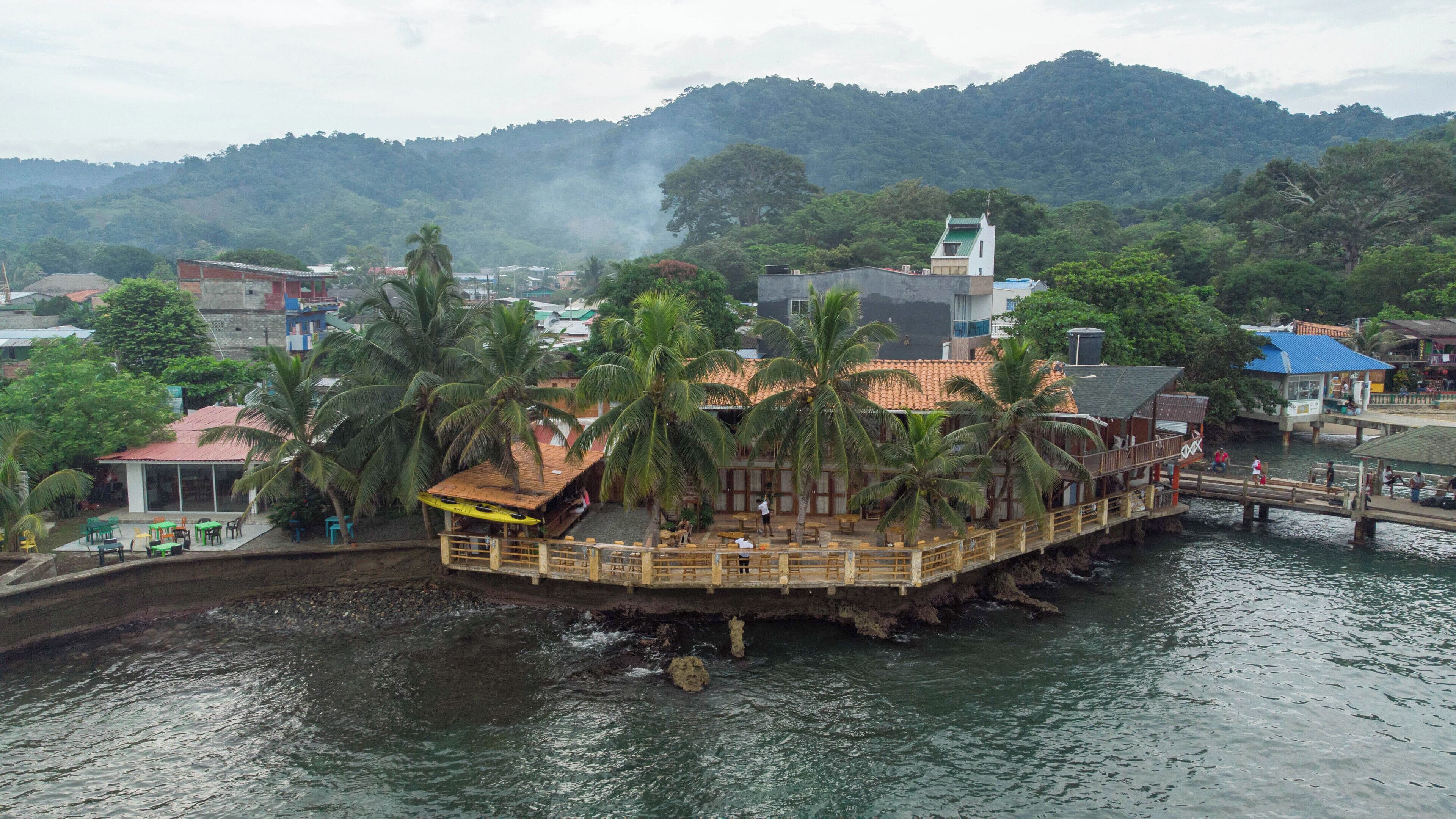 Mặt tiền nơi lưu trú