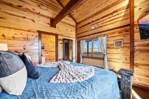 6 bedrooms, iron/ironing board, travel crib, free WiFi