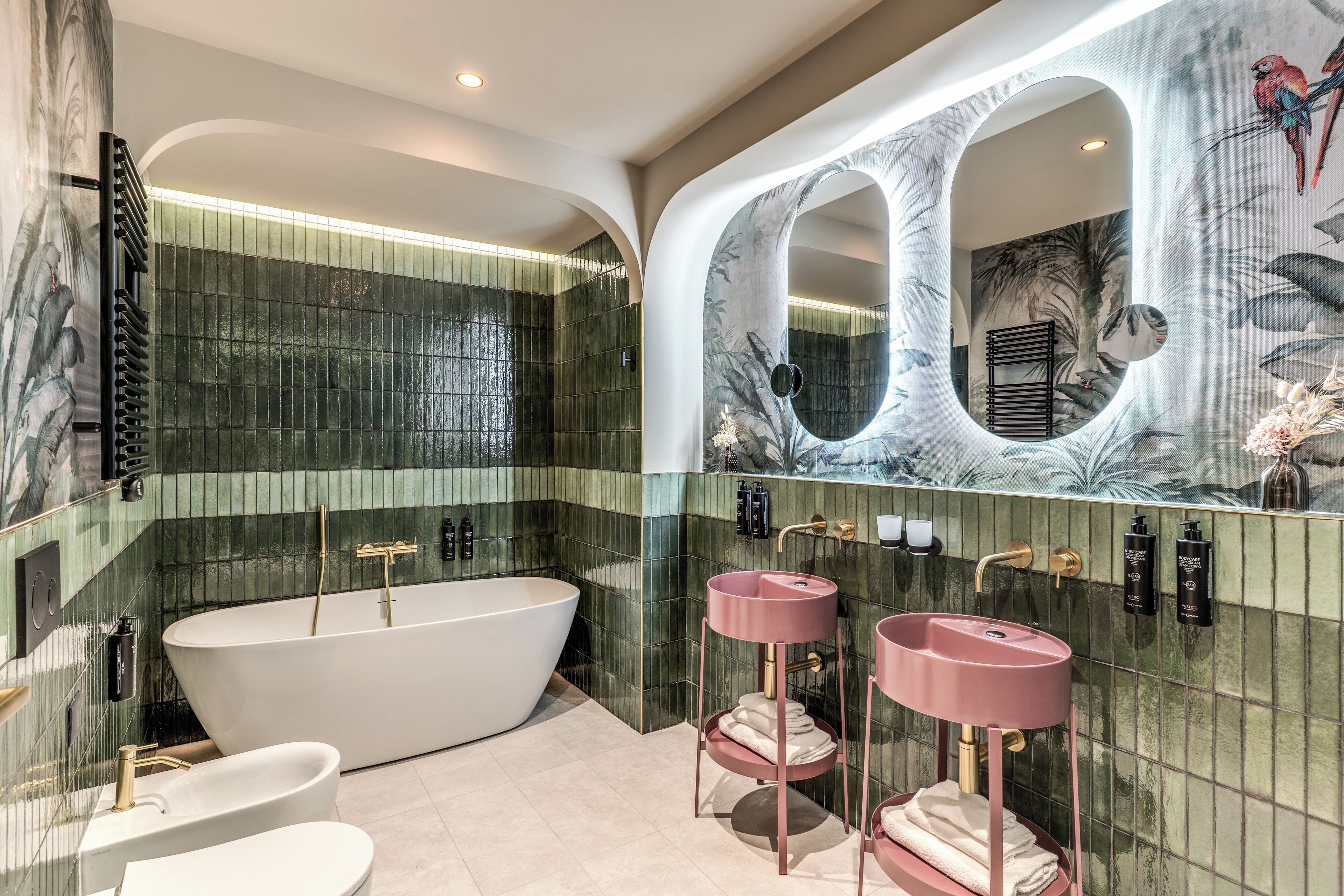 Suite | Salle de bain | Articles de toilette (gratuits), séchoir à cheveux, bidet, savon