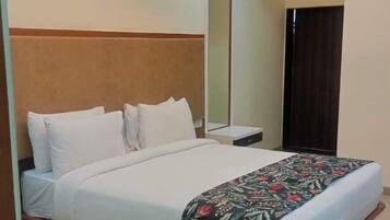 Habitación superior | Escritorio, wifi gratis y ropa de cama