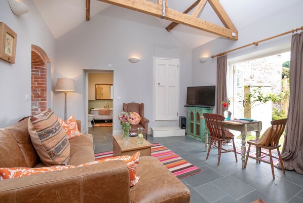 House, Smoking | 1 bedroom