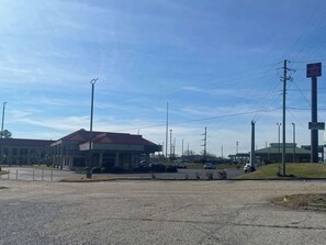 Exterior - Studio 6 Montgomery, Al – Eastern Blvd. (Montgomery)