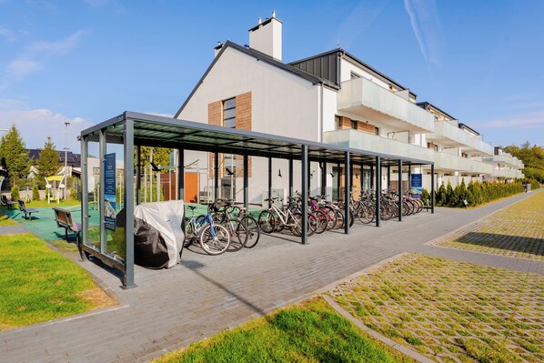 Property grounds - POSESJA KAPITAŃSKA - Apartamenty Eden (Grzybowo)