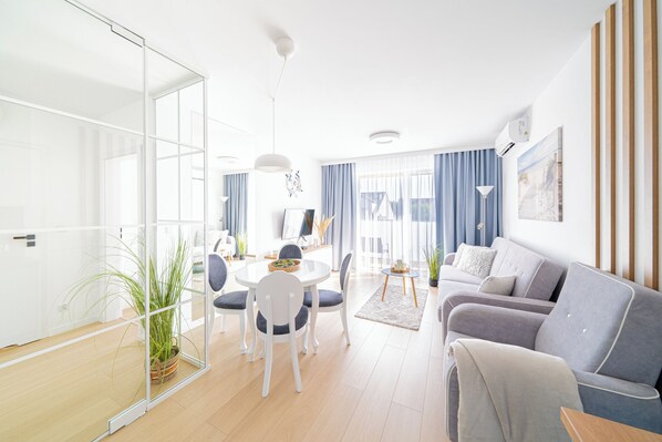 Apartment, Kitchenette, Courtyard View | 1 bedroom, in-room safe, laptop workspace, blackout drapes - Apartamenty EDEN & sauna Posesja Kapitańska Grzybowo by POSESJA APARTAMENTY (Grzybowo)