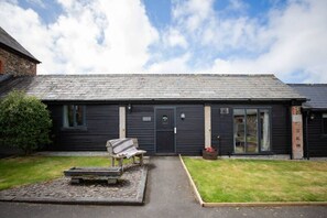 Exterior - Chappell Cottage, Cosy Barn Treworgie Barton (Cornwall)