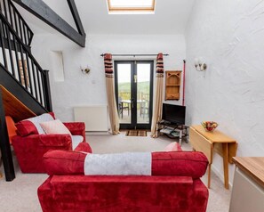 Smart TV - Trespaddick - Treworgie Barton Cottages (Cornwall)