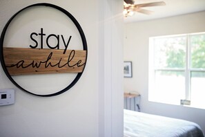 1 makuuhuone, työpöytä, silitysrauta/-lauta, ilmainen Wi-Fi