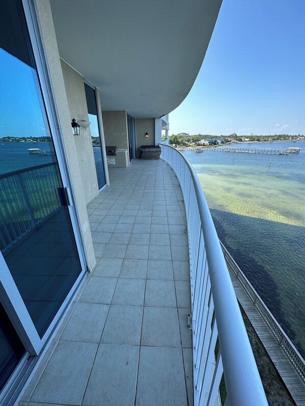 Terrace/patio - Charming 2-bedroom condo with fitness room and AC in Panama City Beach (Panama City Beach)