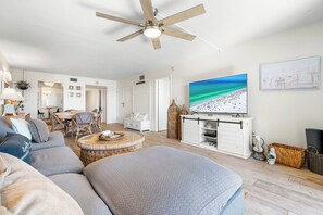 TV, books - Tivoli by the Sea! Beach View Condo! Unit 604 (Siesta Key)