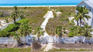 Property grounds - Tivoli by the Sea! Pool/Tennis/RecRoom! Unit 701 (Siesta Key)