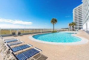 Apartment, Mehrere Betten (Lighthouse 513) | Pool | Innenpool, Außenpool