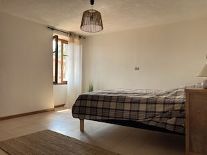 2 bedrooms, iron/ironing board, travel crib, bed sheets