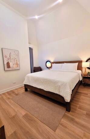 1 bedroom, in-room safe, free WiFi, bed sheets