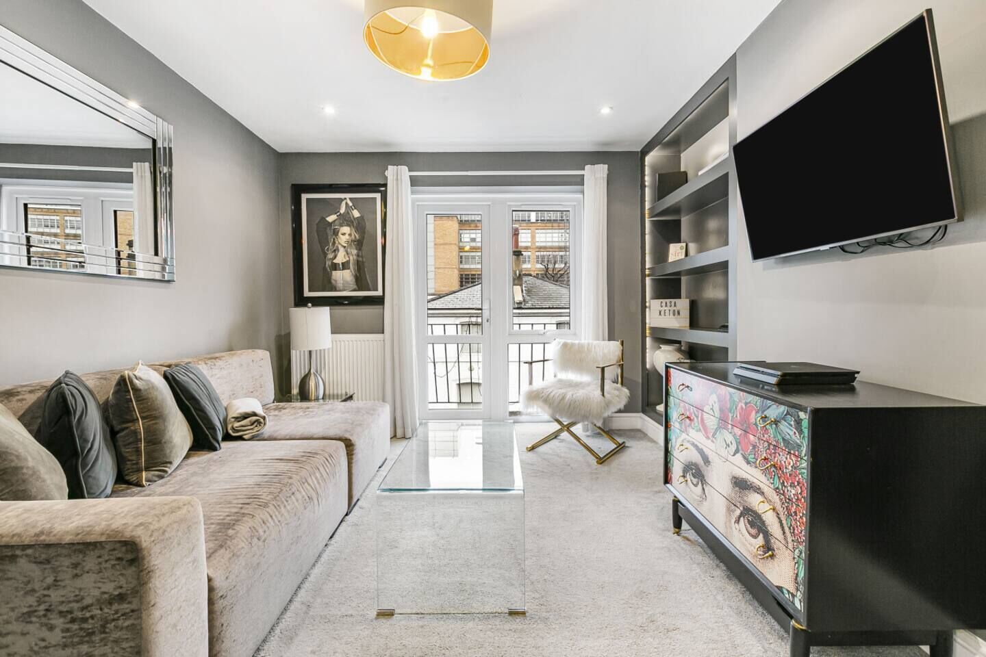 Smart TV, video games, stereo